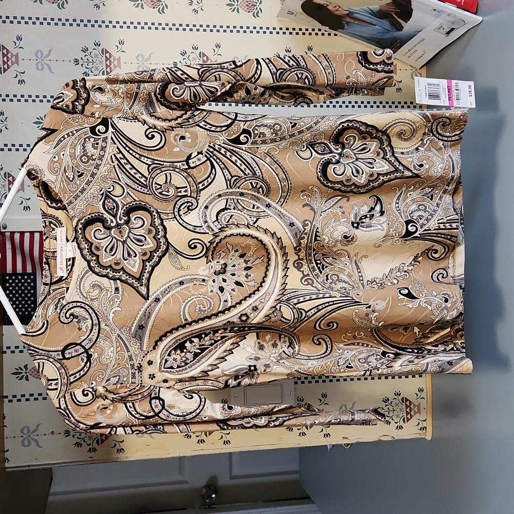 NWT JM Collection Size P/P Paisley 3/4 length sleeve Ladies Shirt